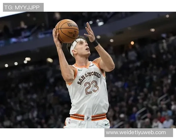 科林斯赞保罗投篮精准如常继续展现球场指挥官风范